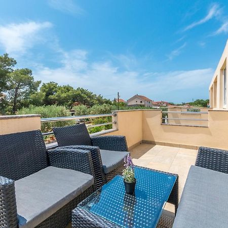 Agape Apartments Биоград на Мору Екстериор снимка