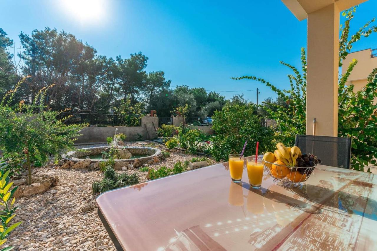 Agape Apartments Биоград на Мору Екстериор снимка