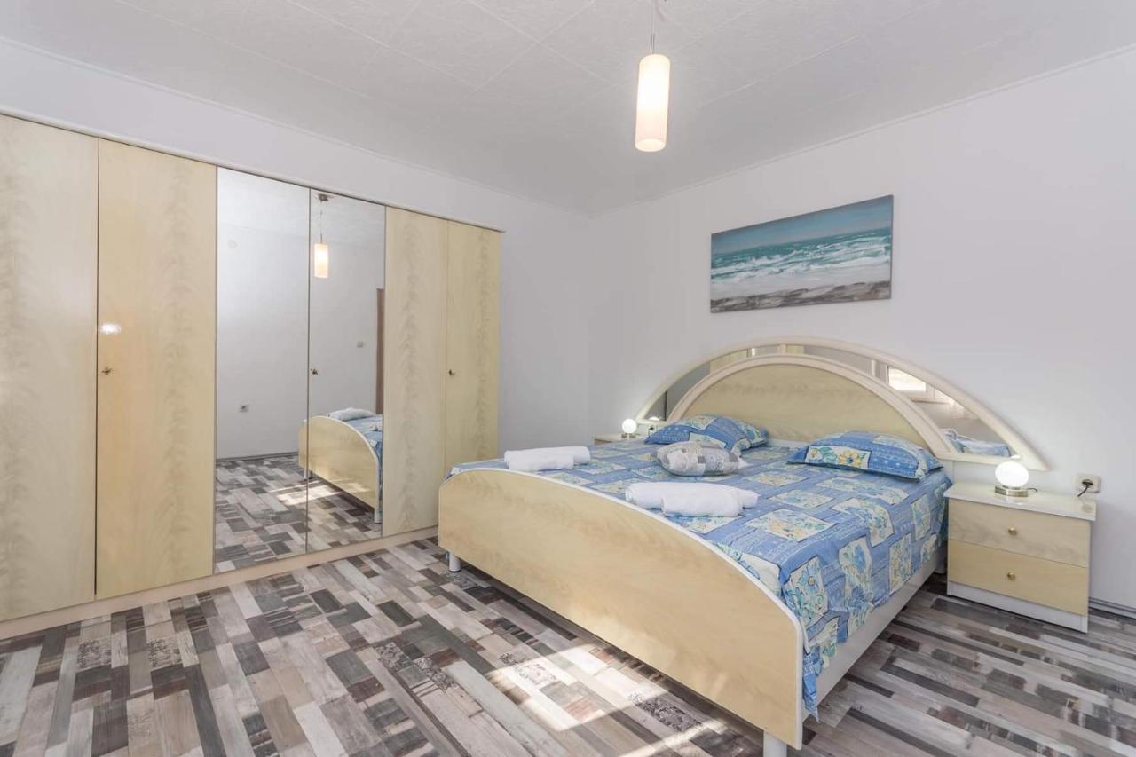 Agape Apartments Биоград на Мору Екстериор снимка