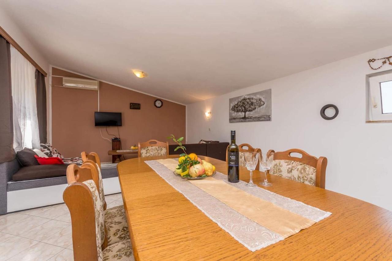 Agape Apartments Биоград на Мору Екстериор снимка