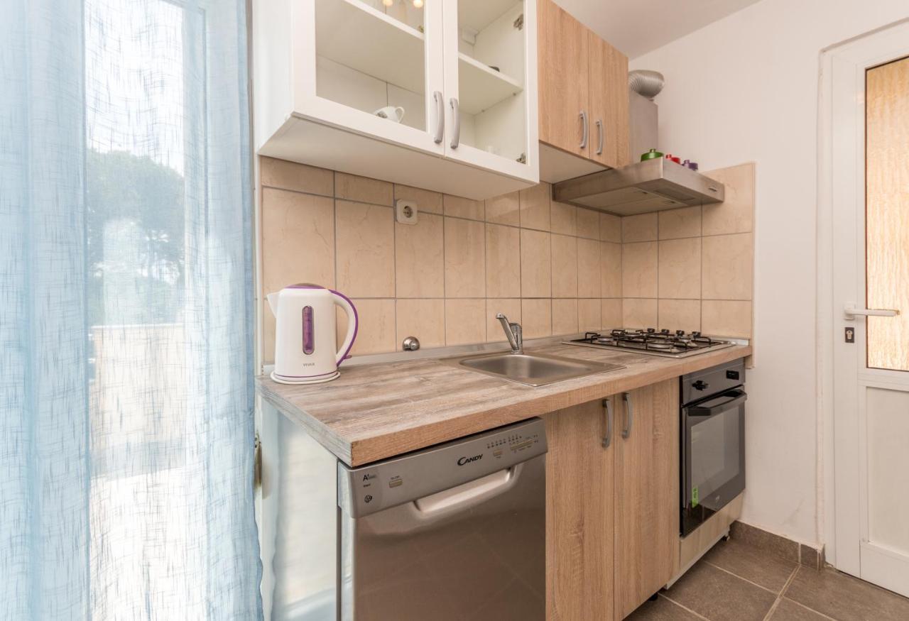 Agape Apartments Биоград на Мору Екстериор снимка