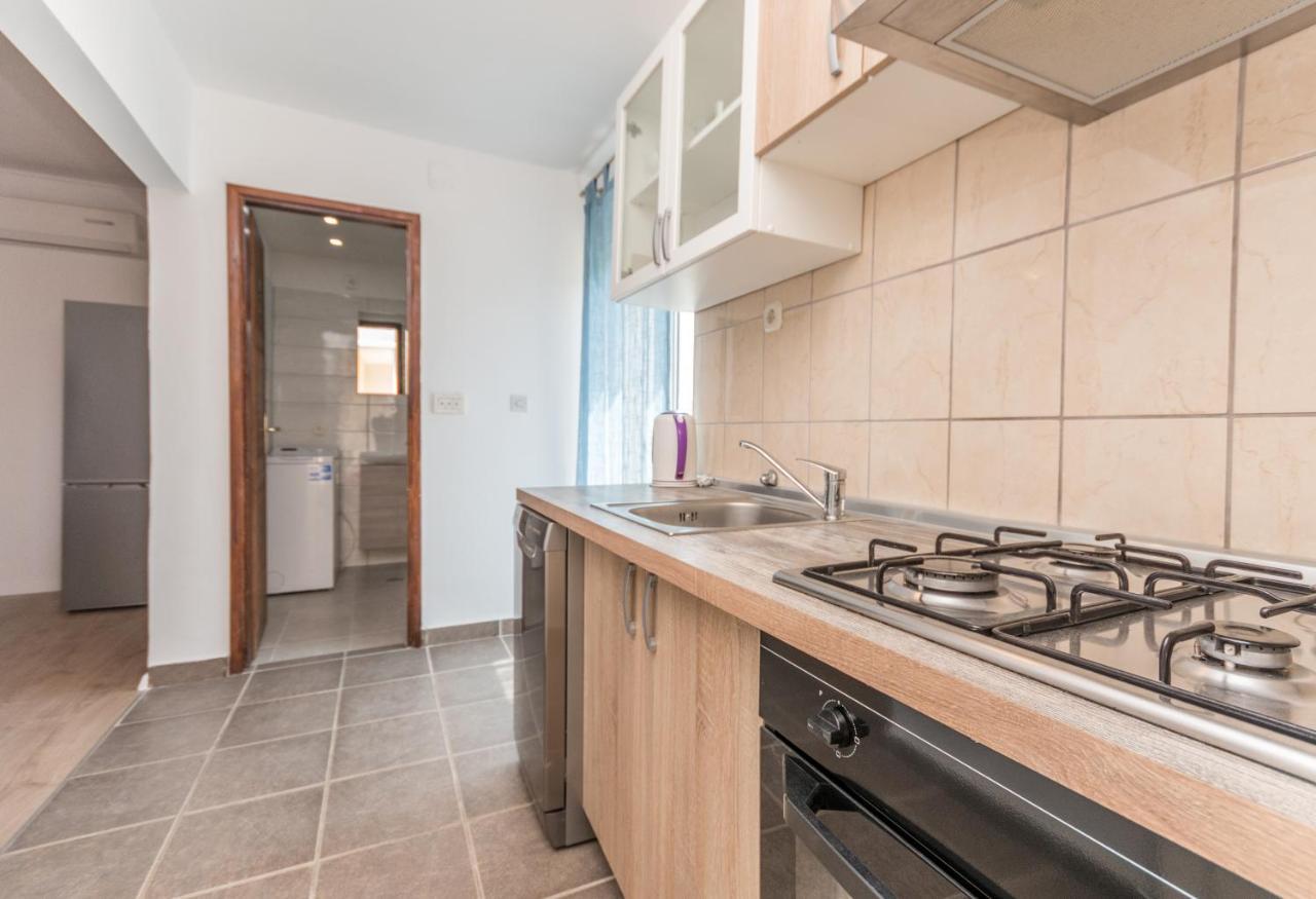 Agape Apartments Биоград на Мору Екстериор снимка