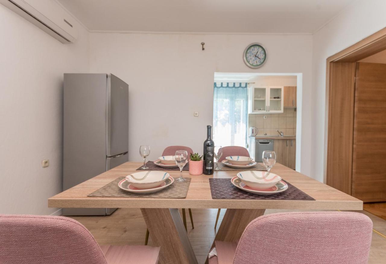 Agape Apartments Биоград на Мору Екстериор снимка