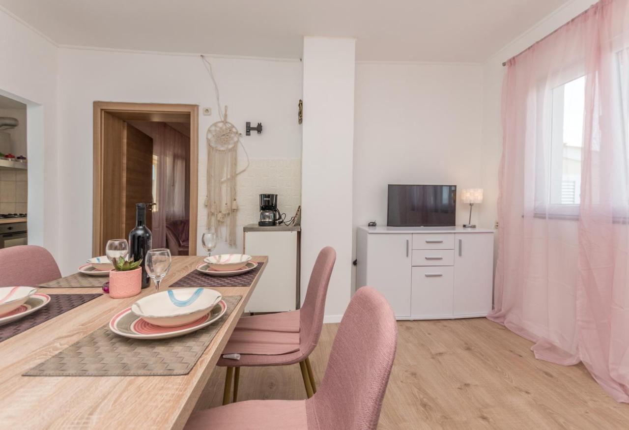 Agape Apartments Биоград на Мору Екстериор снимка