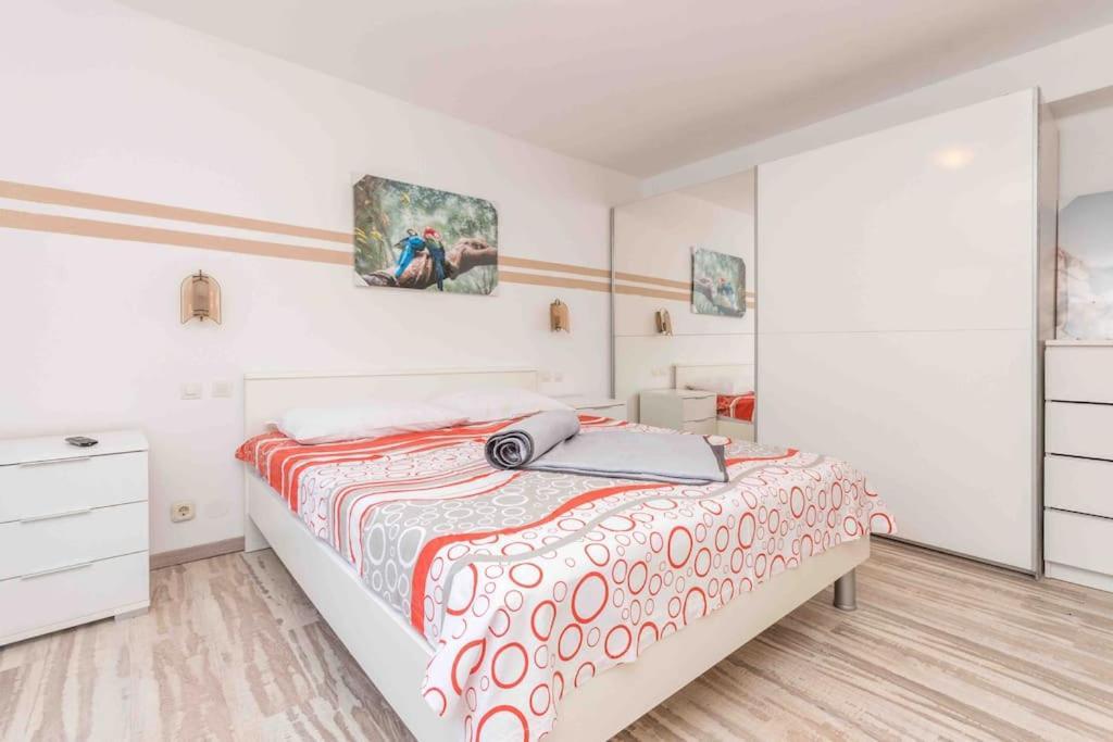 Agape Apartments Биоград на Мору Екстериор снимка