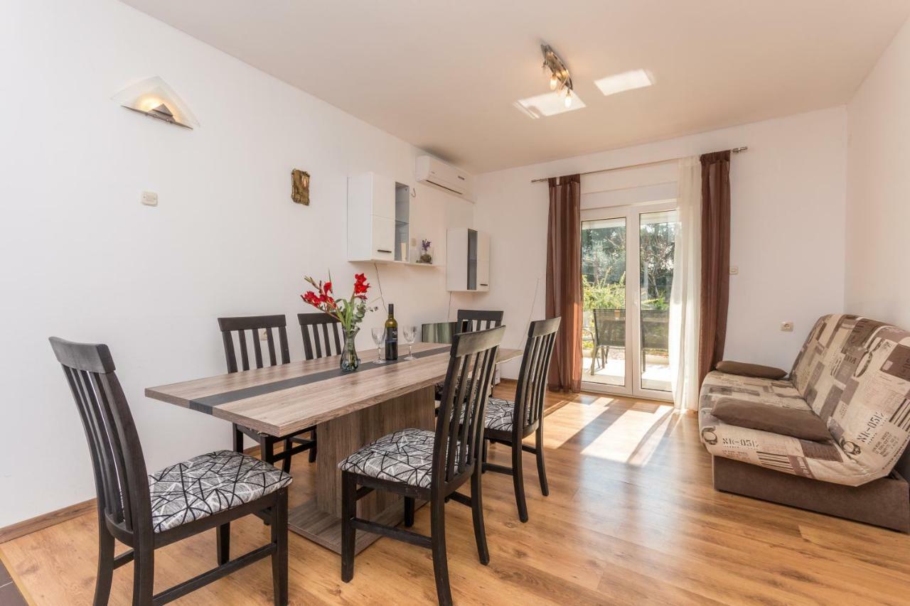 Agape Apartments Биоград на Мору Екстериор снимка