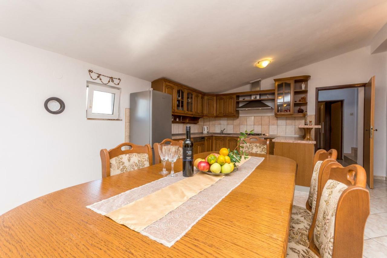Agape Apartments Биоград на Мору Екстериор снимка